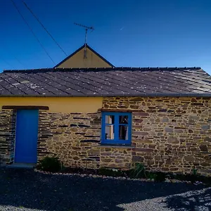  Hébergement de vacances Des Huttes France