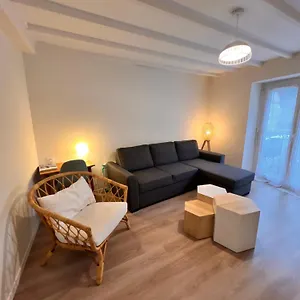 Appartement Rdc 9 Personnes, 2 Chambres, Wifi, Proche Du Centre, La Bourboule
